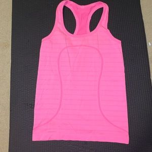 Lululemon tank top
